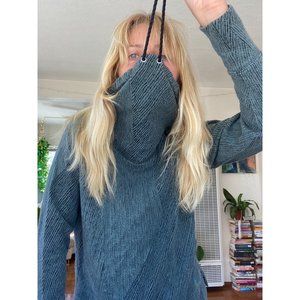 Turtle Neck Athletic Long Sleeve Top